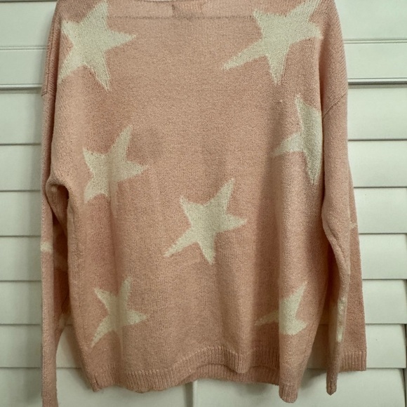 Altar'd State Pink and Cream Star V-Neck Sweater - Picture 4 of 5